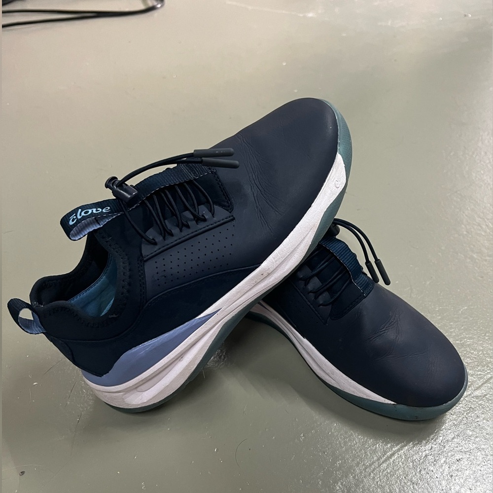 Clove Women’s Classic Sneakers